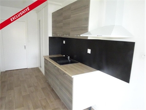 appartement à la vente -   35300  FOUGERES, surface 79 m2 vente appartement - UBI437555012