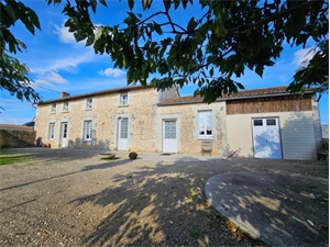 maison situee en campagne à la vente -   79100  THOUARS, surface 137 m2 vente maison situee en campagne - UBI440534657