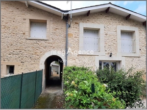 maison en pierres à la vente -   33390  BLAYE, surface 136 m2 vente maison en pierres - UBI441843599