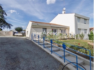 maison à la vente -   85540  LE CHAMP SAINT PERE, surface 190 m2 vente maison - UBI449482868