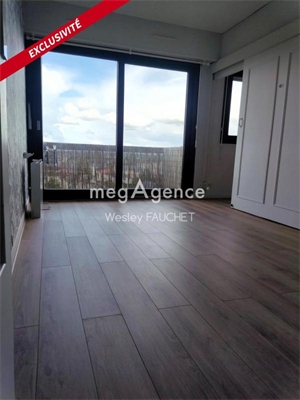 appartement à la vente -   36000  CHATEAUROUX, surface 43 m2 vente appartement - UBI449482943